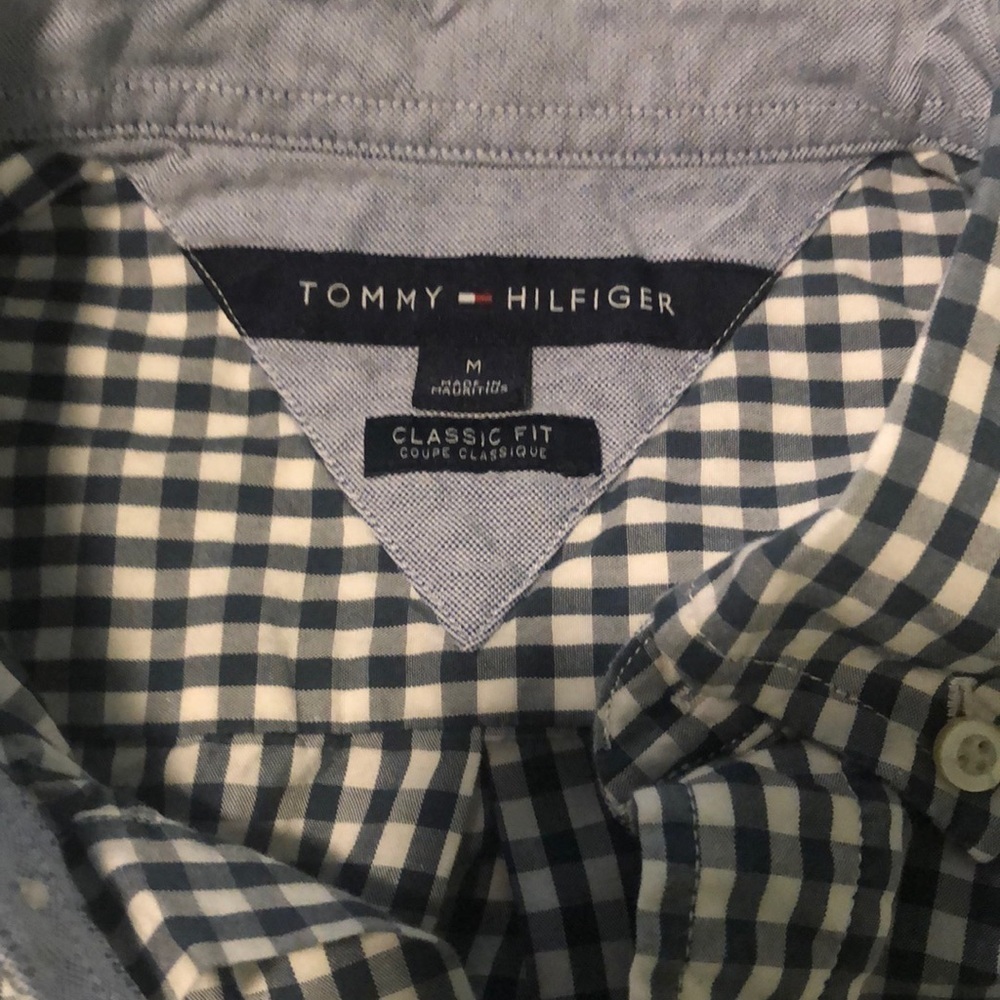 Tommy Hilfiger long sleeve button shirt - Picture 2 of 6